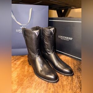 ✨ Lucchese Majestic Roper – Black Goat Leather Size - 15D ✨